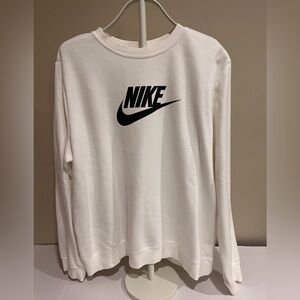 Nike Crewneck Soft White/Cream Crew Neck Sweatshirt Top Center Nike & Swoosh XL